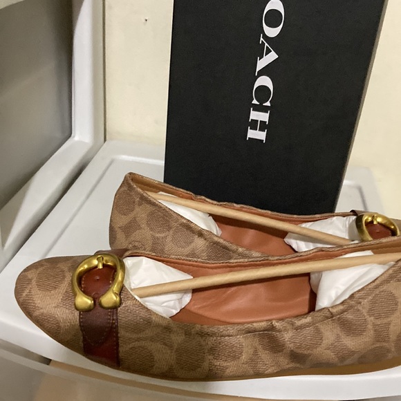 Coach Statonbelt signature buckle coated canvas tan rust leather trim flats - Picture 5 of 8